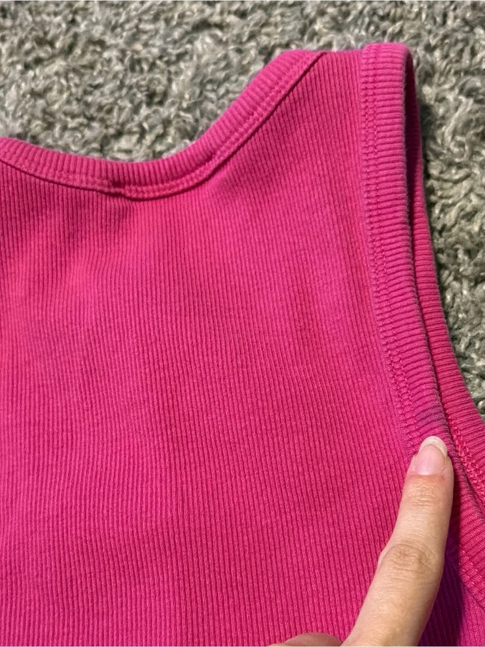 ZARA Fuchsia Ribbed Cropped Tank Top - Picture 3 of 3